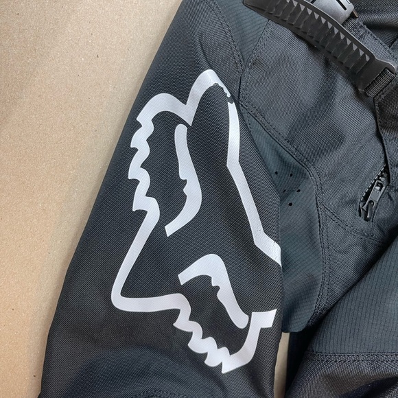 Fox Black and White Motocross or BMX Gear - Picture 4 of 16